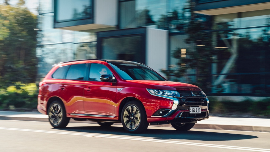 Mitsubishi ra mắt phiên nâng cấp cho Outlander PHEV 2021 tại Úc