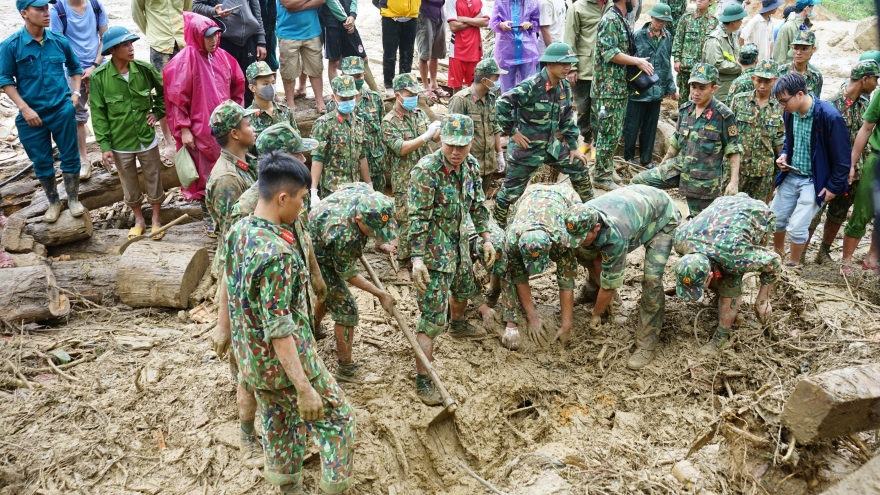 Mưa lũ, sạt lở đất ở Quảng Nam đã làm 44 người chết và mất tích