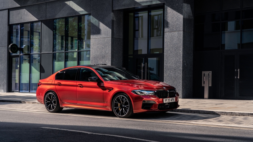 BMW M5 bản nâng cấp 2021 trông ấn tượng và "ngầu" hơn