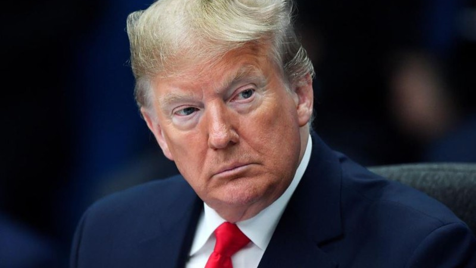 Ông Trump trải qua các triệu chứng nhẹ sau khi xét nghiệm dương tính với SARS-CoV-2