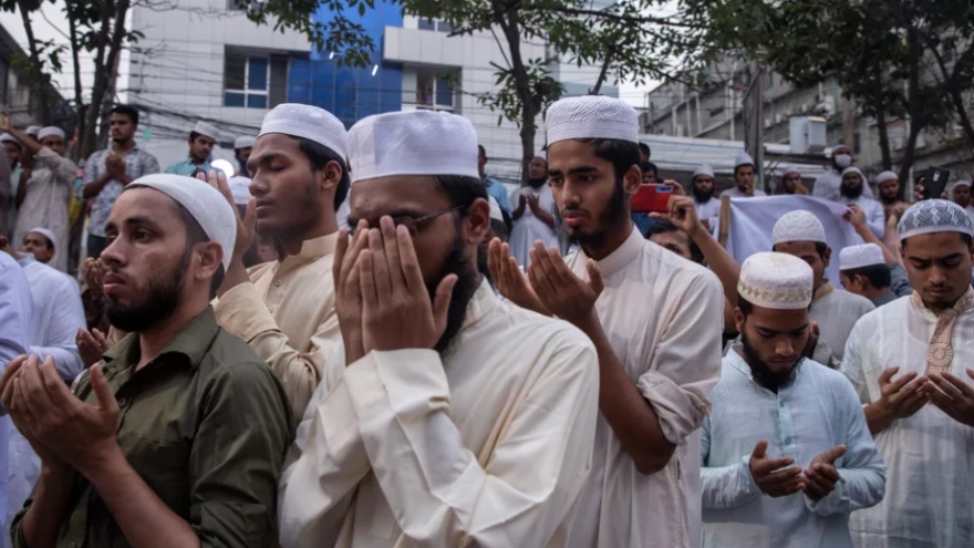 Mâu thuẫn khó tránh giữa Pháp và các quốc gia Hồi giáo