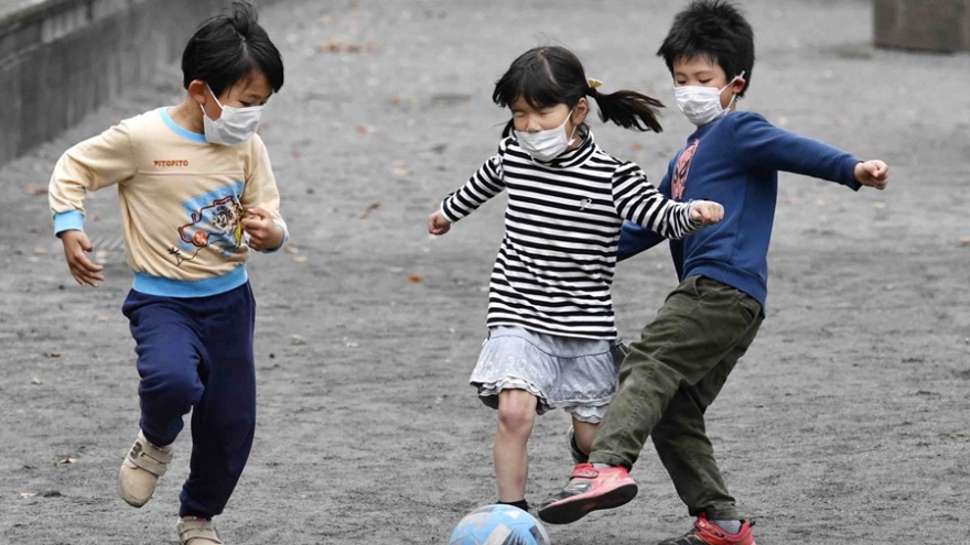 Nhật Bản đã có gần 100.000 người nhiễm virus gây bệnh Covid-19