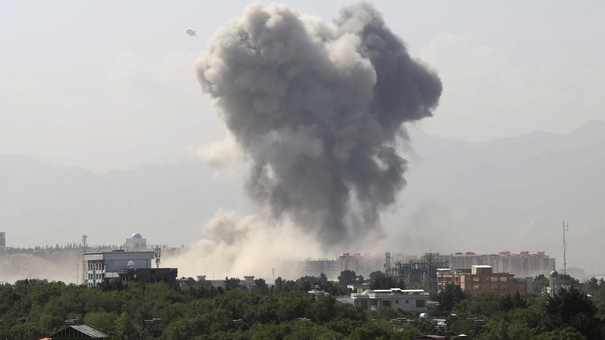 Hàng loạt vụ đánh bom tại Afghanistan, nhiều người thương vong