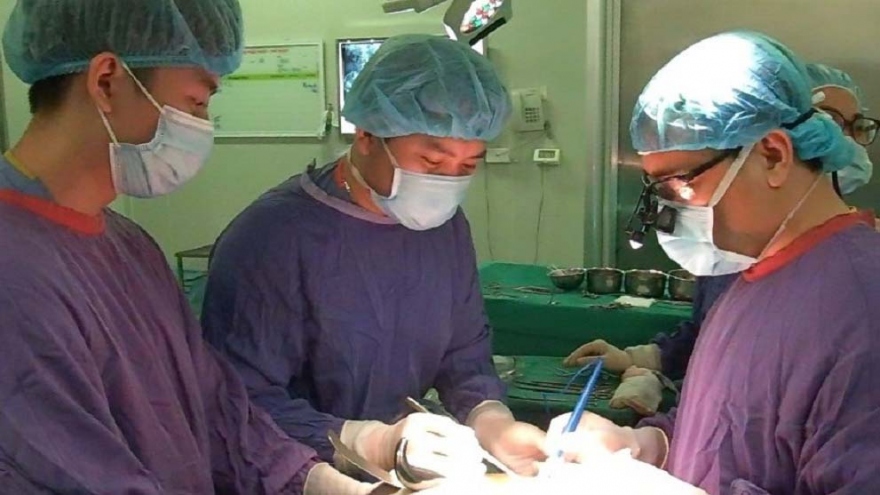 Viet Duc Hospital conducts 1000th kidney transplant