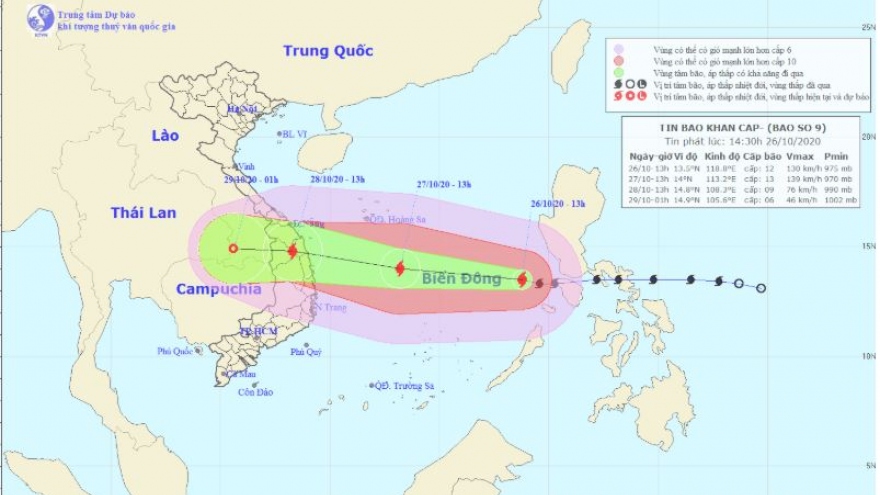 Bão số 9 tiếp tục mạnh lên, tiến gần bờ biển từ Đà Nẵng đến Phú Yên