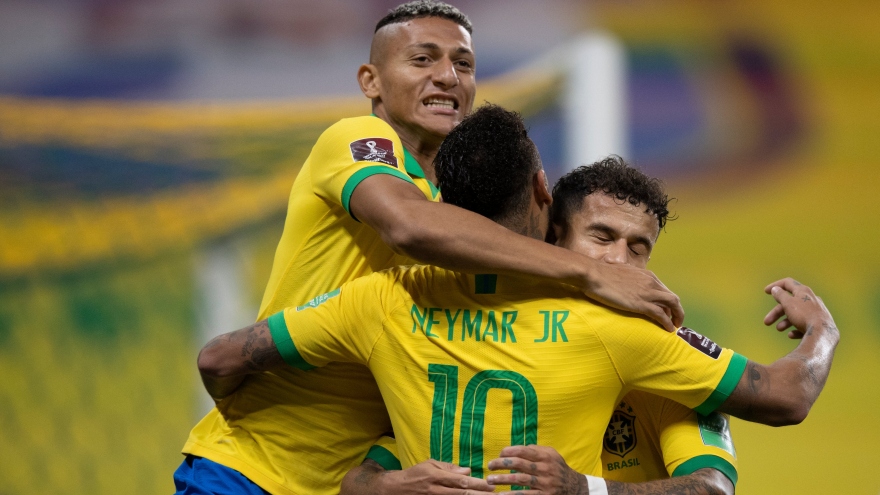 Thắng "5 sao" trước Bolivia, Brazil khởi đầu tưng bừng ở Vòng loại World Cup