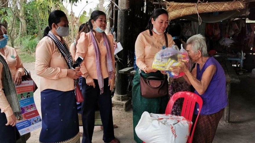 Chính phủ Campuchia đã hỗ trợ hơn 2 triệu hộ nghèo vượt khó do dịch bệnh Covid-19