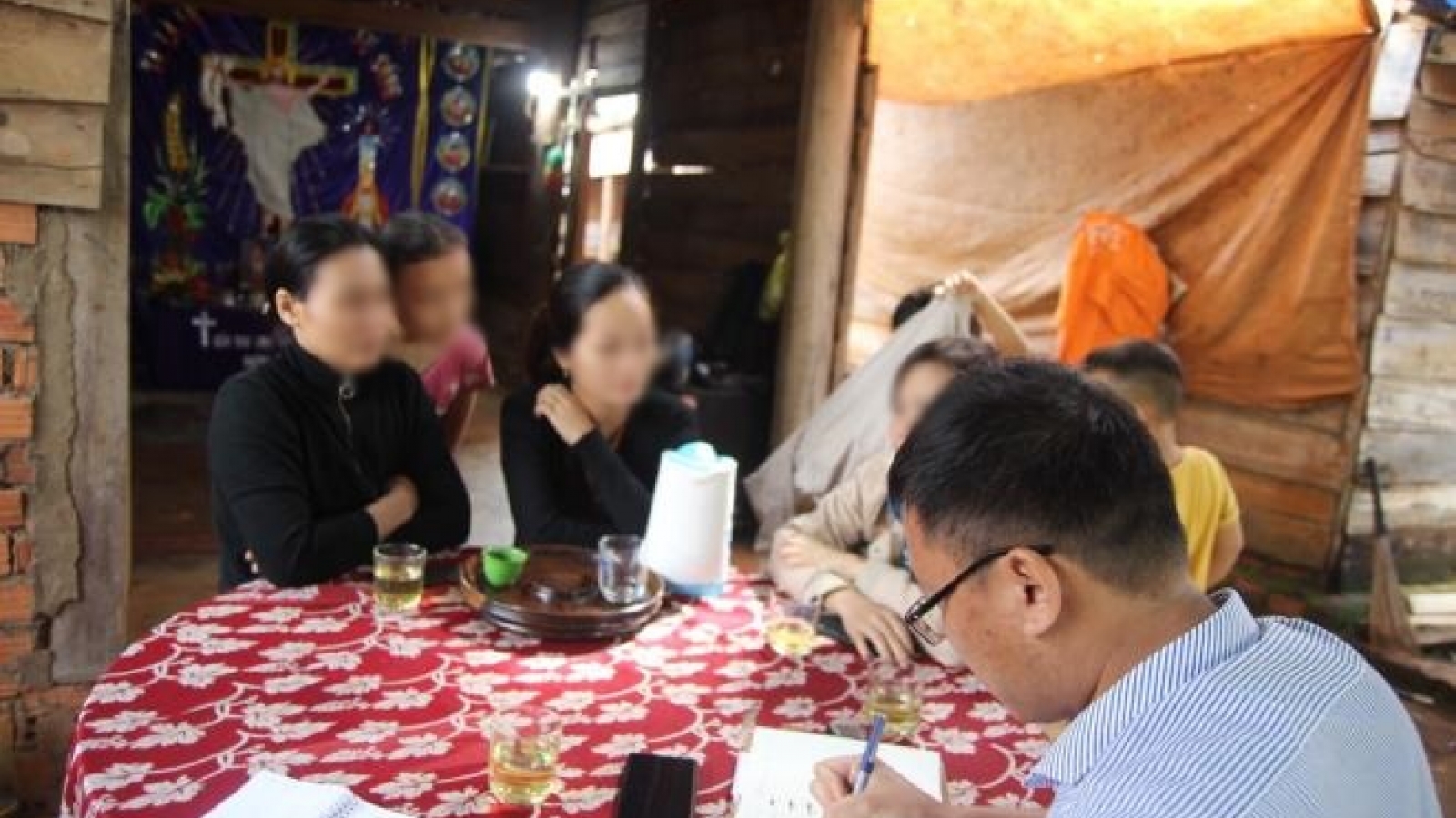 ĐBQH: "Chiếm đoạt 100 triệu đồng của vợ nạn nhân Thủy điện Rào Trăng 3 là bất nhân"