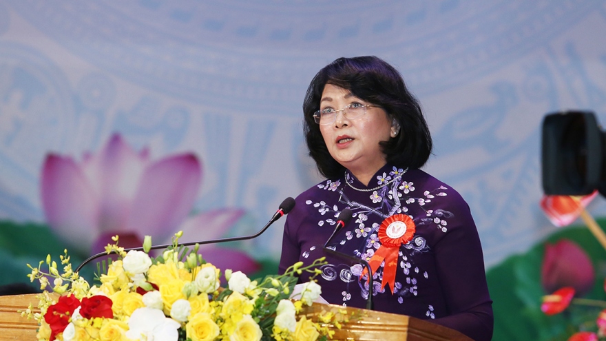 Phó Chủ tịch nước Đặng Thị Ngọc Thịnh dự Đại hội Thi đua yêu nước tỉnh Hà Tĩnh