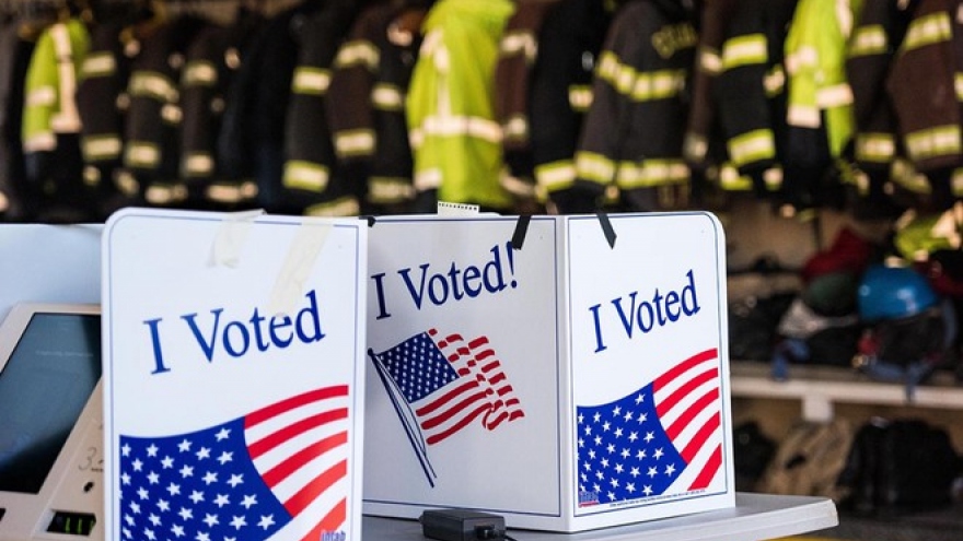 Bầu cử Mỹ: Hơn 4 triệu cử tri Mỹ đã bỏ phiếu sớm