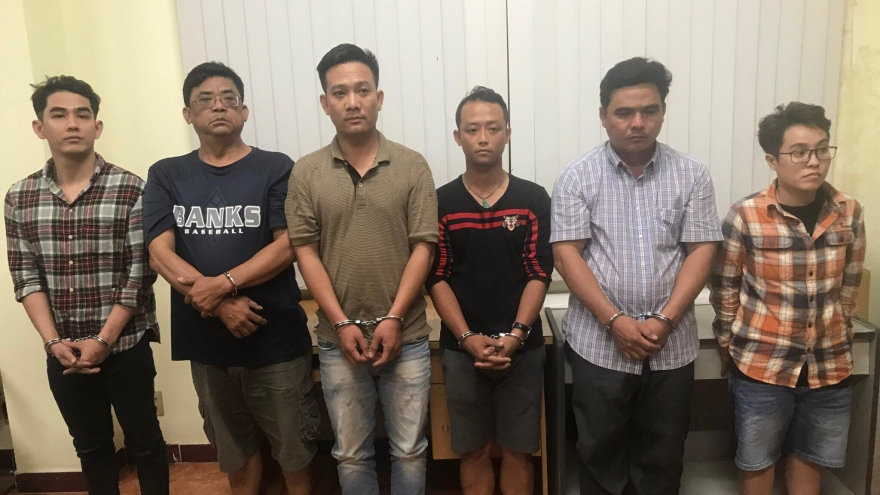 Triệt phá đường dây lừa thuê xe để bán sang Campuchia 