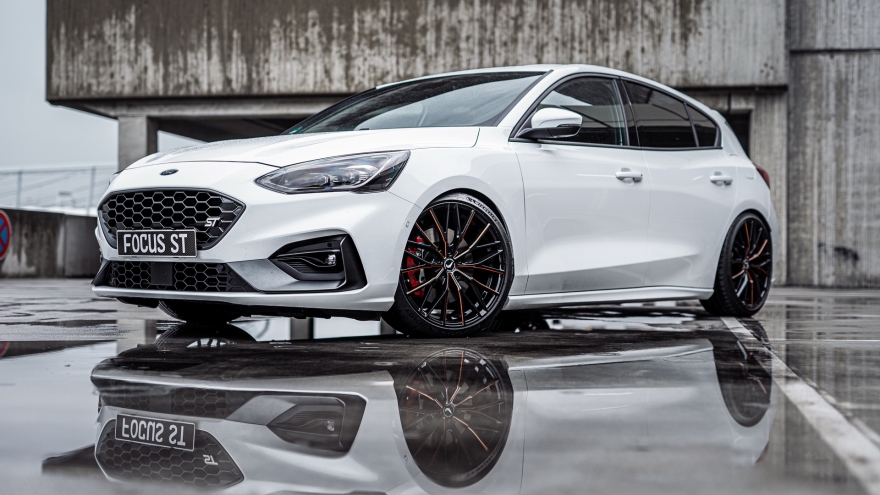 Ngắm nhìn phiên bản độ Ford Focus ST