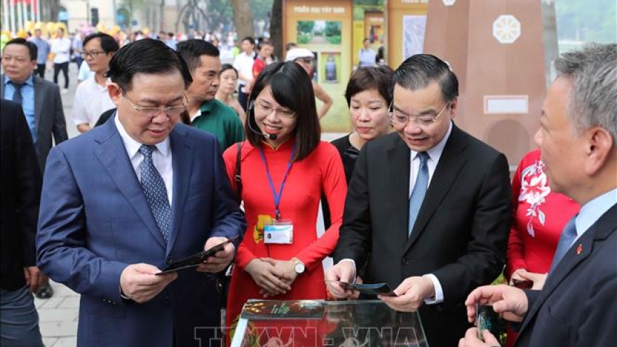 Historical milestones of Hanoi highlighted in cultural exhibition