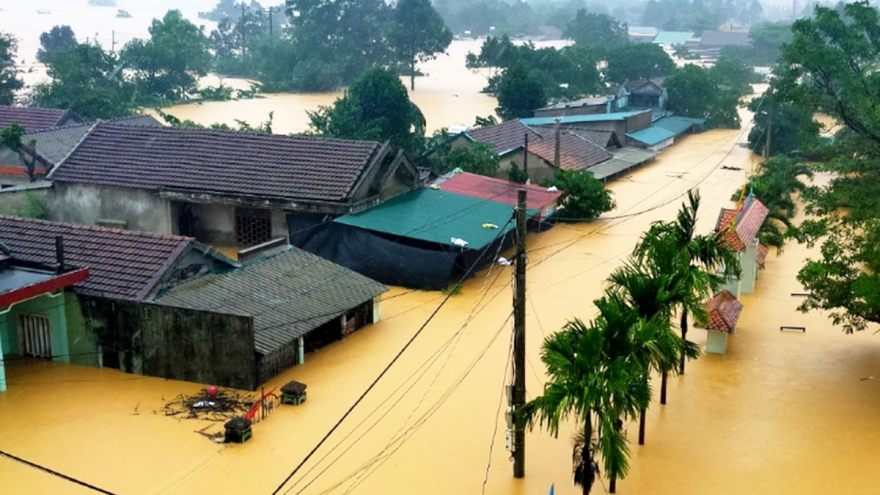 Thủ tướng Trung Quốc gửi điện thăm hỏi Việt Nam về lũ lụt miền Trung