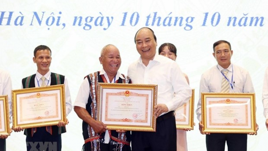 PM lauds role models in mass mobilisation