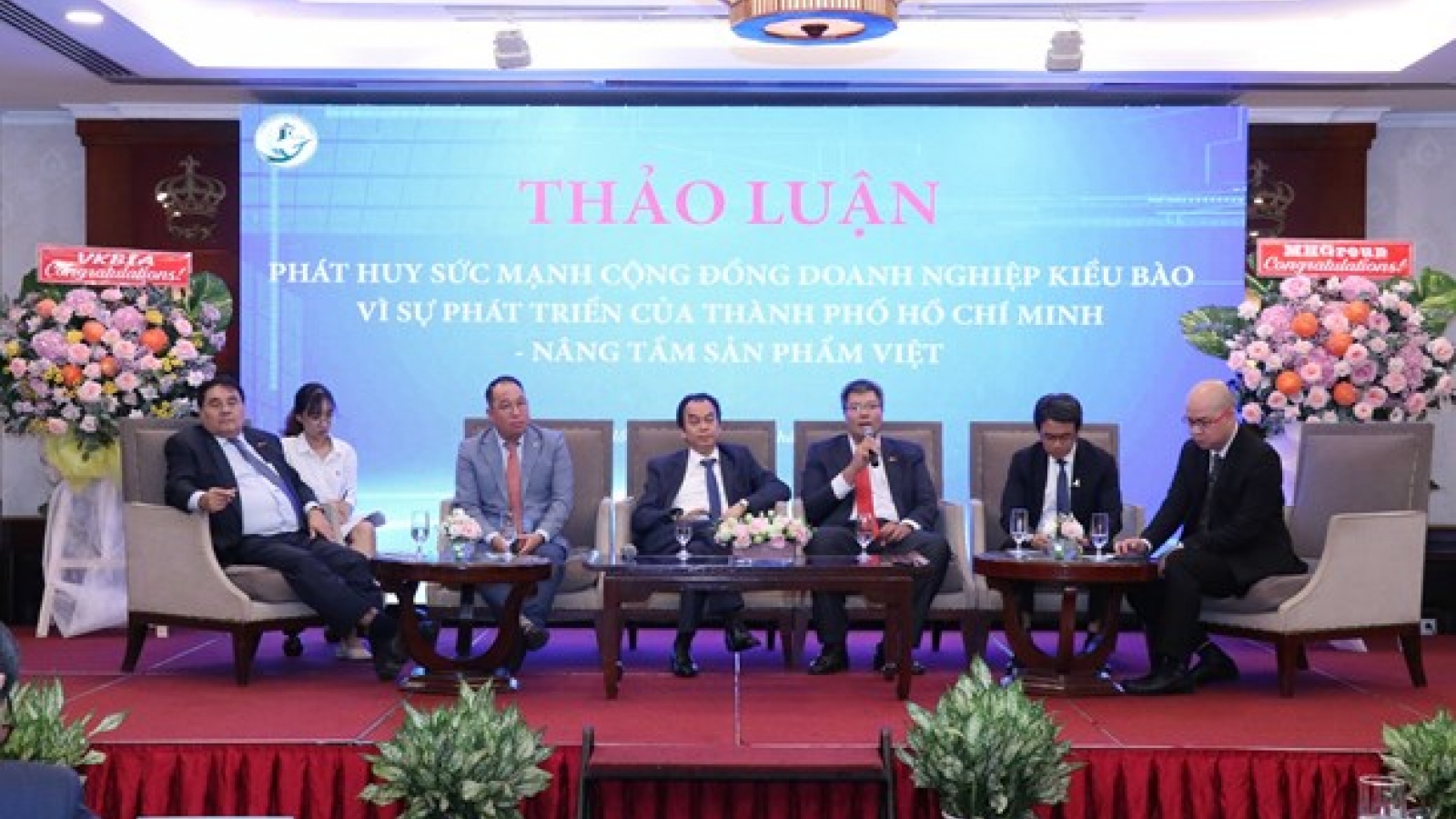 Overseas Vietnamese entrepreneurs give opinions on HCM City’s development