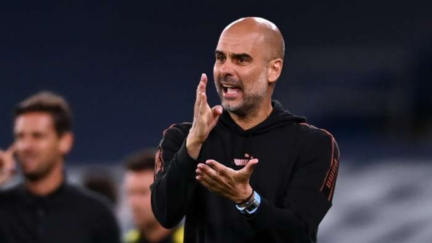 HLV Pep Guardiola bức xúc với 19 đội bóng ở Ngoại hạng Anh