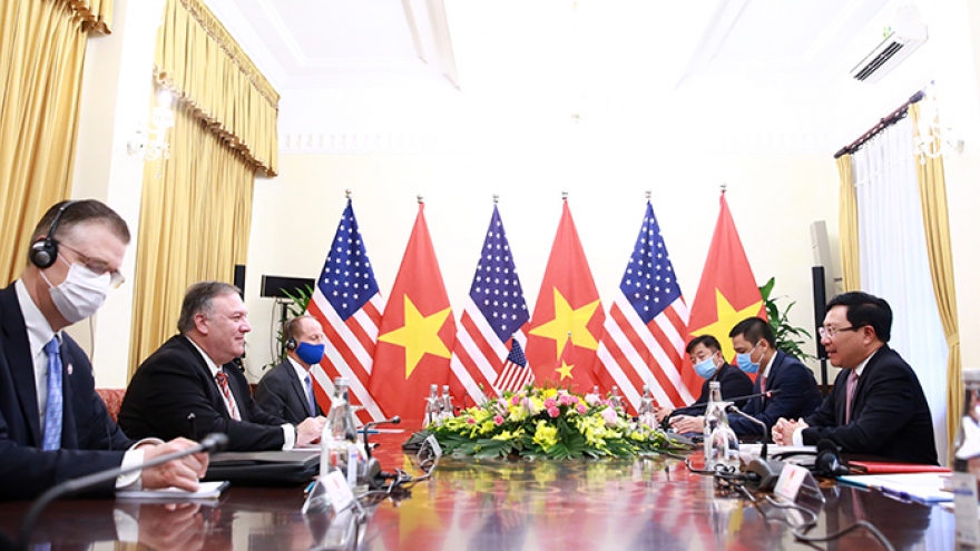 US supports stronger economic-trade ties with Vietnam