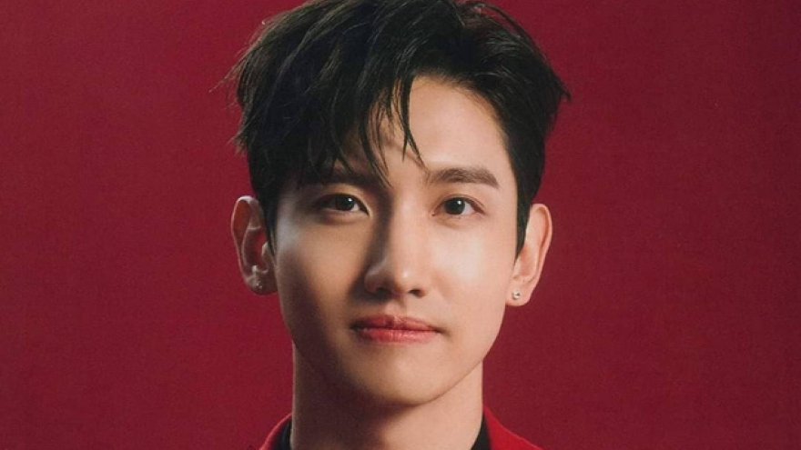 Hé lộ bức ảnh hiếm hoi trong đám cưới bí mật của Changmin (TVXQ)