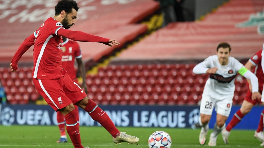 Salah lập công, Liverpool thằng nhẹ Midtjylland