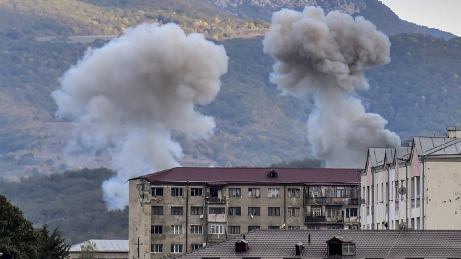 Những vũ khí “làm mưa làm gió” trong cuộc xung đột giữa Armenia và Azerbaijan 