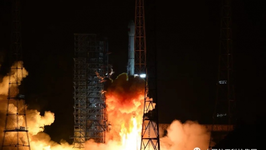 Trung Quốc phóng thành công vệ tinh Cao phân 13