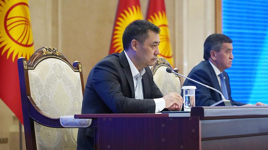 Tổng thống Kyrgyzstan từ chức có giúp tình hình đất nước sớm ổn đinh? 