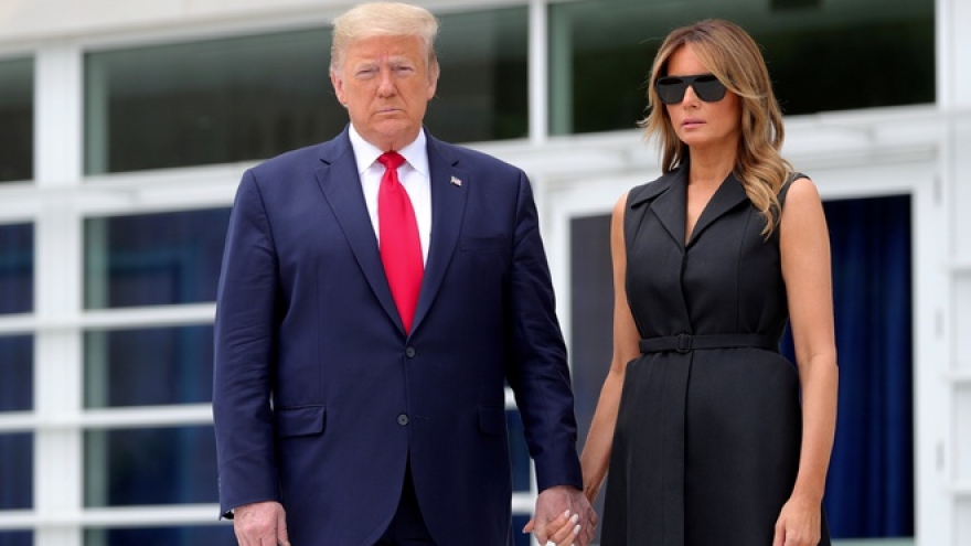 Tổng thống Trump và vợ thuộc nhóm rủi ro cao với Covid-19