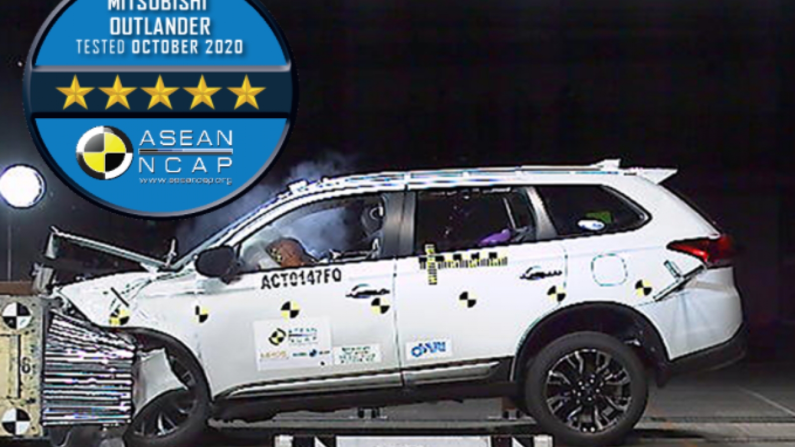 Mitsubishi Outlander lắp tại Việt Nam đạt 5 sao bài kiểm tra an toàn ASEAN NCAP
