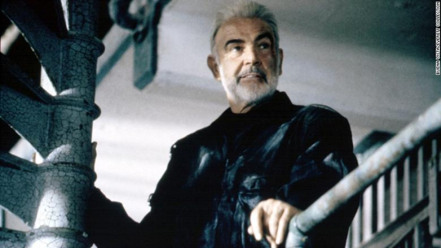 Sean Connery - "Điệp viên 007" đầu tiên trên màn ảnh qua đời ở tuổi 90