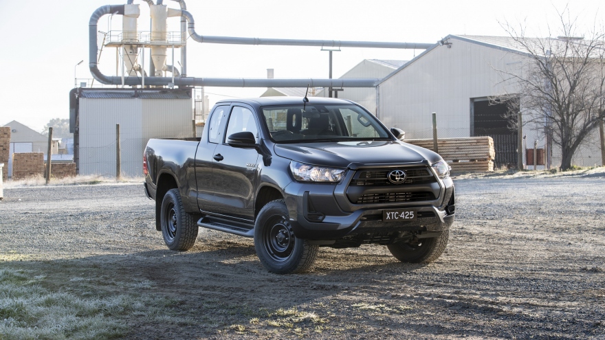 Toyota Hilux 2020 tại Australia phải triệu hồi vì thiếu nhãn mác