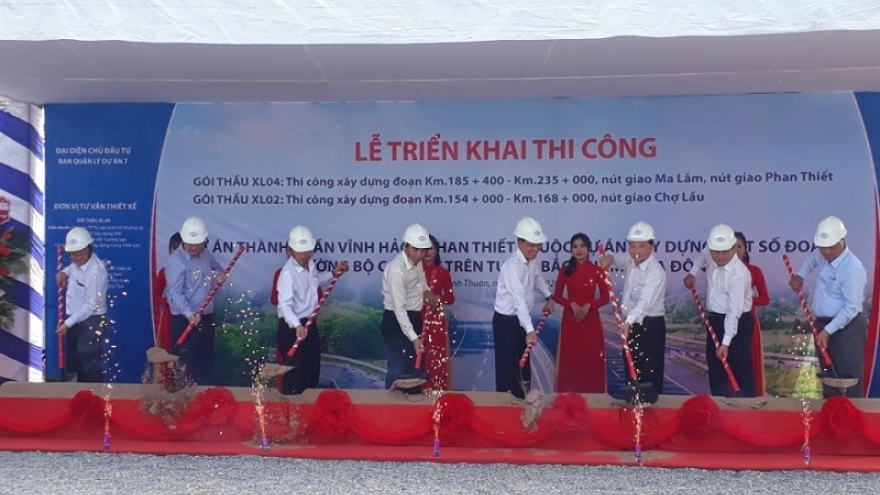 Triển khai thi công thêm gói thầu đường cao tốc Bắc - Nam phía Đông