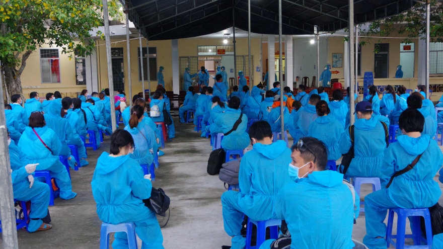 140 công dân Việt Nam từ CH Séc về nước âm tính với SARS-CoV-2