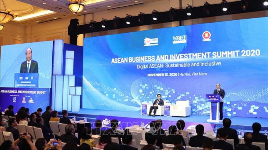 ASEAN summit seeks to promote sustainable, inclusive growth 