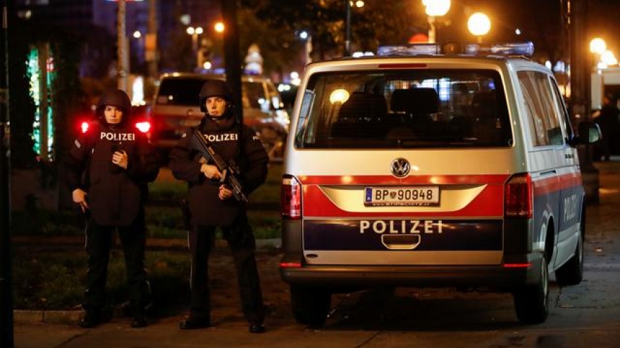 Tấn công khủng bố tại Áo: “Đêm ác mộng” trước ngày tái phong tỏa