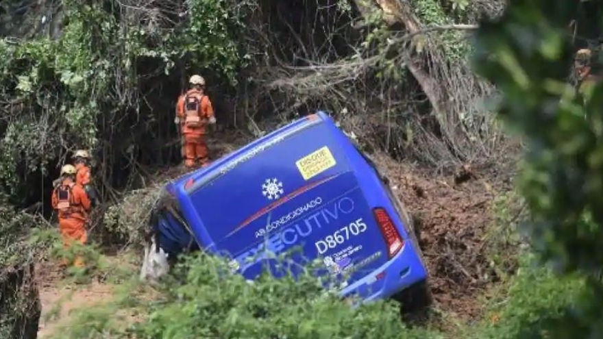Tai nạn giao thông nghiêm trọng ở Brazil khiến ít nhất 40 người thiệt mạng