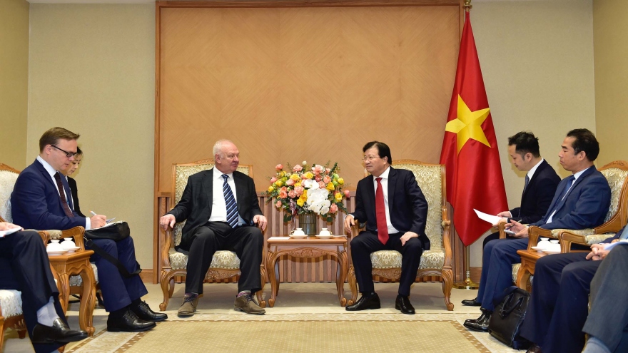 Vietnam reaffirms close cooperative ties with Russia