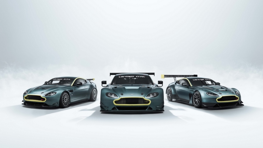 Aston Martin ra mắt bộ sưu tập ba chiếc Vantage bản đua 