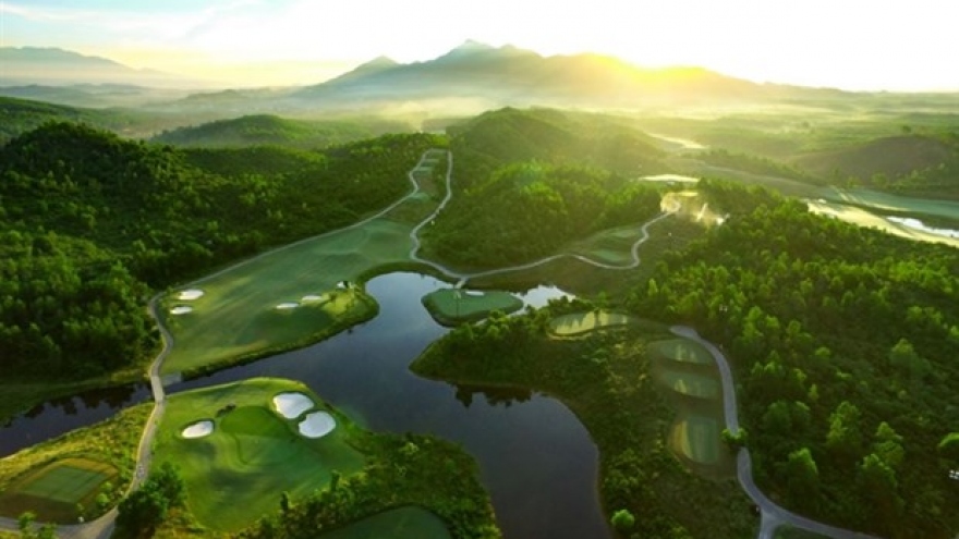 Ba Na Hills Golf Club wins two prizes at World Golf Awards