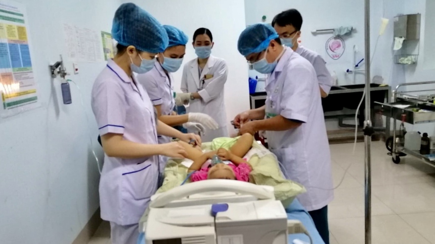 Bệnh viện Ung bướu Đà Nẵng thành công xạ trị áp sát nhi đầu tiên ở Việt Nam