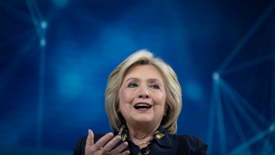 Bà Hillary Clinton vắng mặt bí ẩn khi Ngày bầu cử Tổng thống Mỹ 2020 cận kề