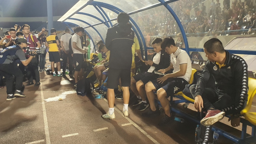 Hà Nội FC nín thở theo dõi Viettel thi đấu và cái kết nghẹn lời 