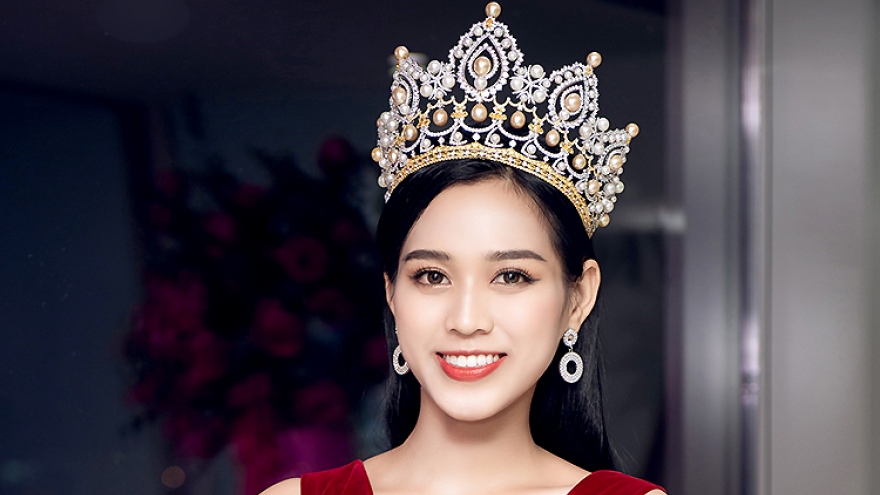 Do Thi Ha among Top 13 ahead of Miss World 2021