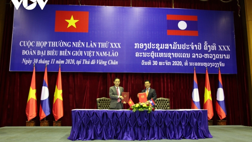 Vietnam, Laos may resume customs clearance for goods at border gates