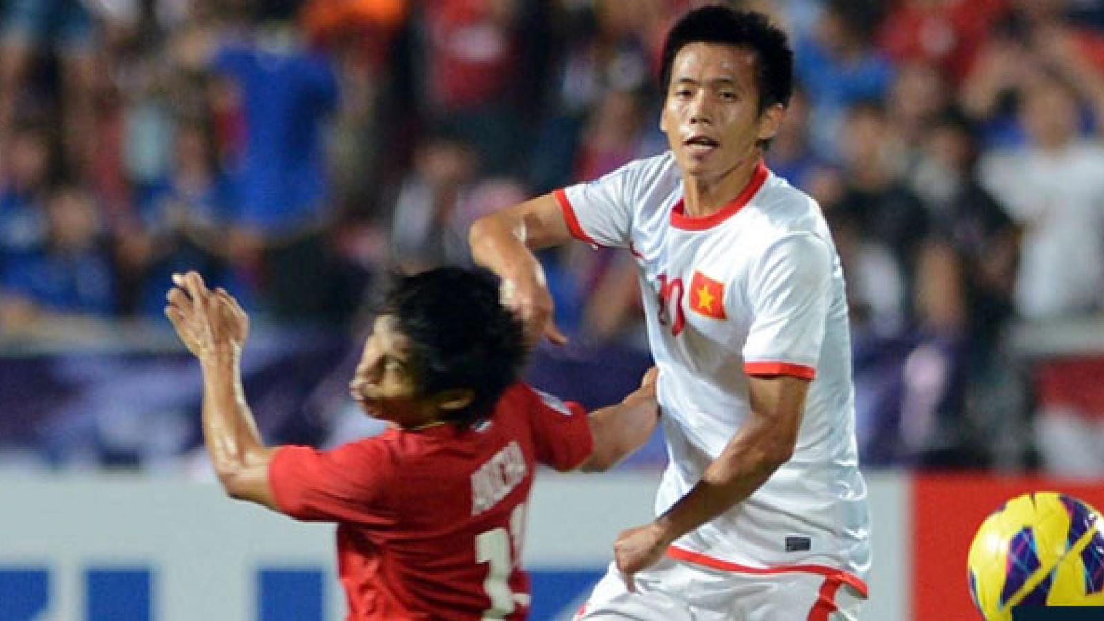 Ngày này năm xưa: Văn Quyết ghi bàn đầu tiên ở AFF Cup 