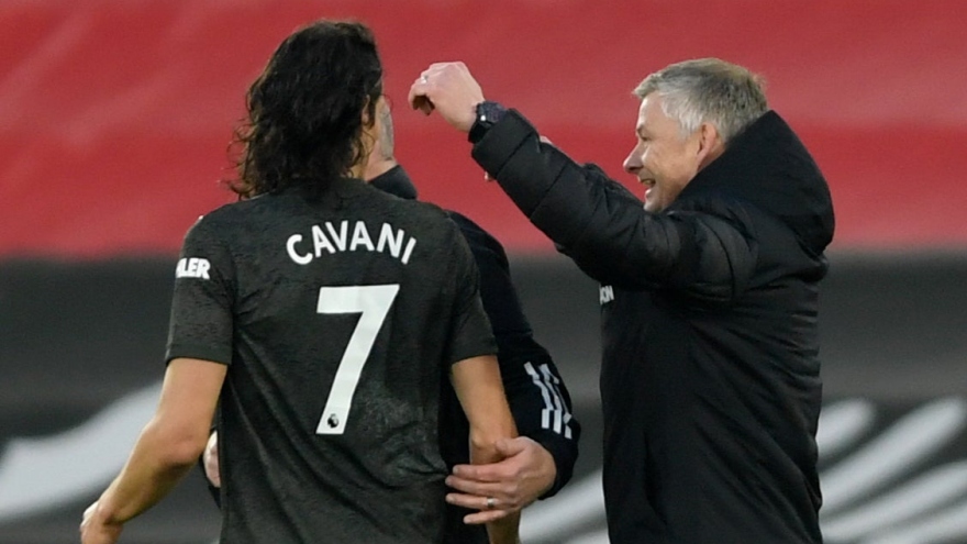 Cavani tái hiện kỳ tích của Solskjaer ở Premier League cách đây 21 năm