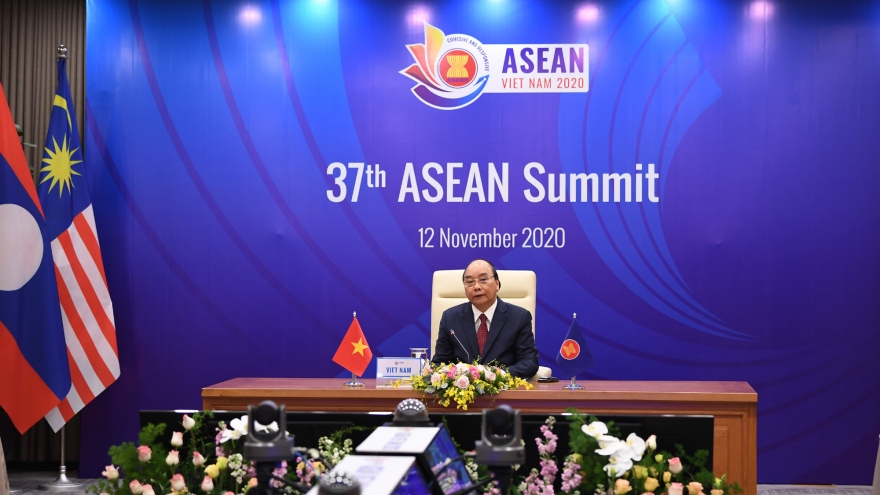 Phiên toàn thể Hội nghị Cấp cao ASEAN 37: Thúc đẩy phục hồi tổng thể thời kỳ hậu Covid-19