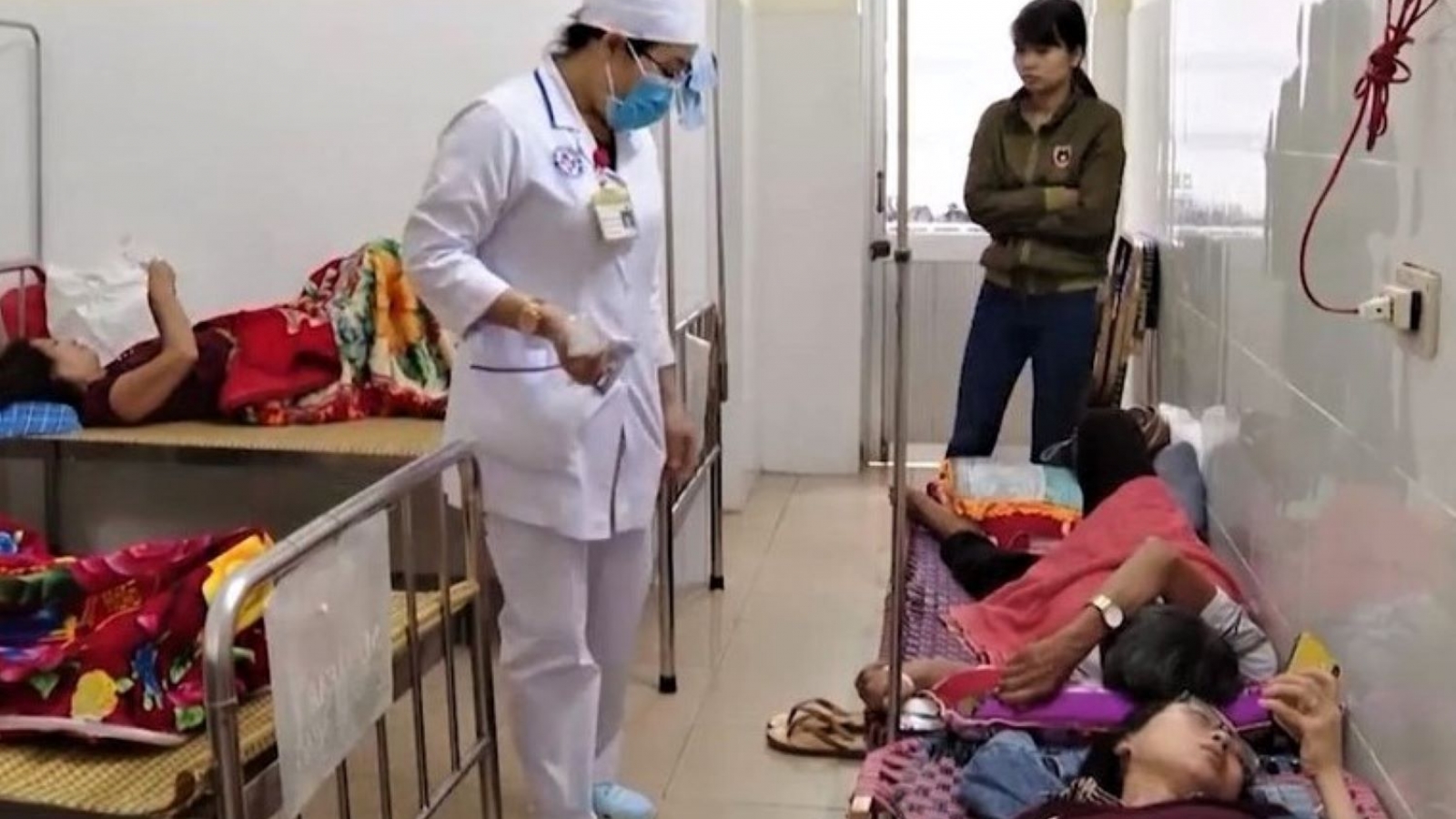 Số ca mắc sốt xuất huyết tăng đột biến tại Quảng Ngãi