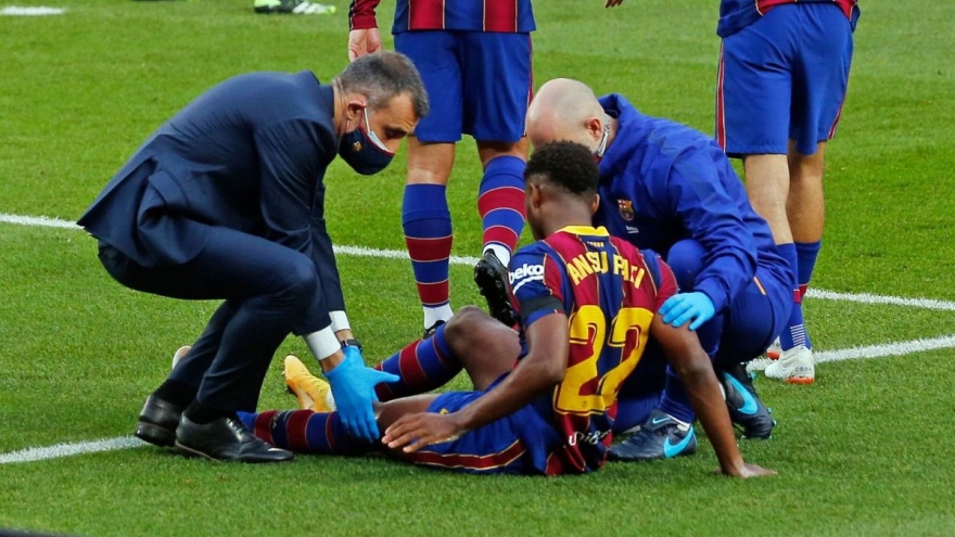 Sao trẻ Barca có thể nghỉ 4 tháng vì chấn thương đầu gối 