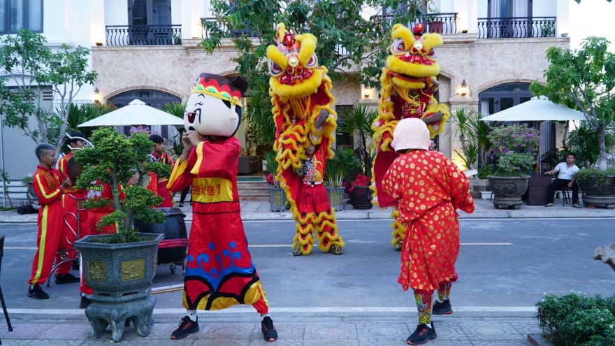 Đón năm mới sôi động tại An Land